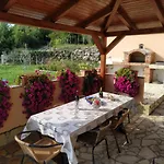 Lidija Апартаменты Рисика