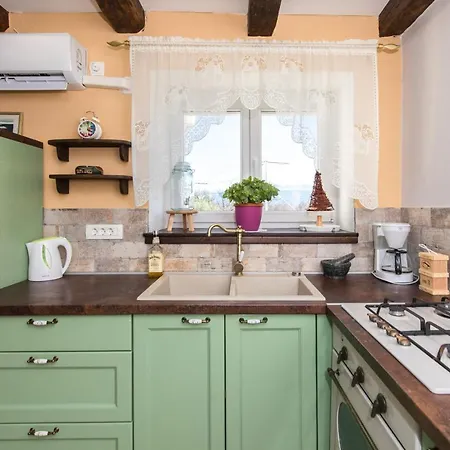 Apartment Lidija *